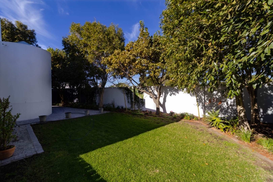 2 Bedroom Property for Sale in Sandbaai Western Cape